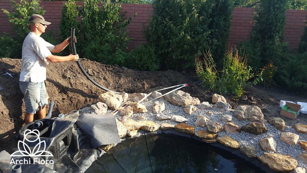 Устройство фильтрации для водоема